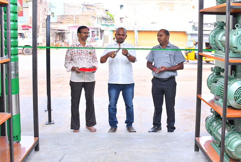 Taro Pumps dealer Shirdi Sai Enterprises ribbon cutting