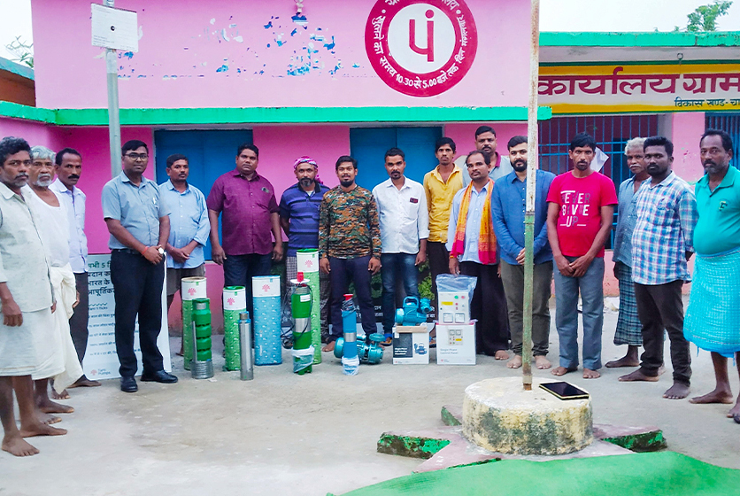 Taro Pumps team and customers group photo