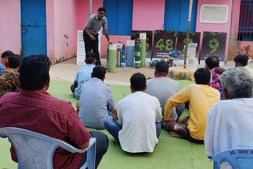 Taro Pumps sales manager explaining Taro products to customers