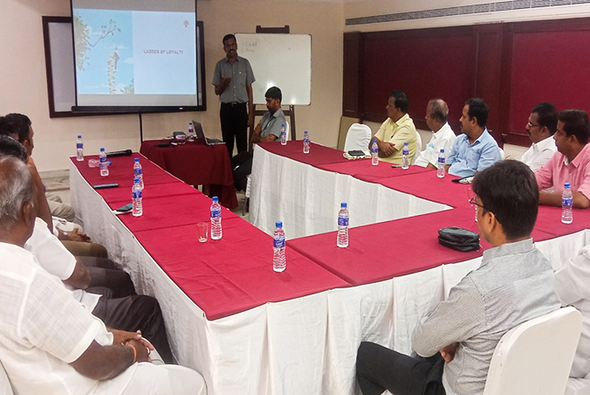 Taro Pumps sales manager conducting dealers meet