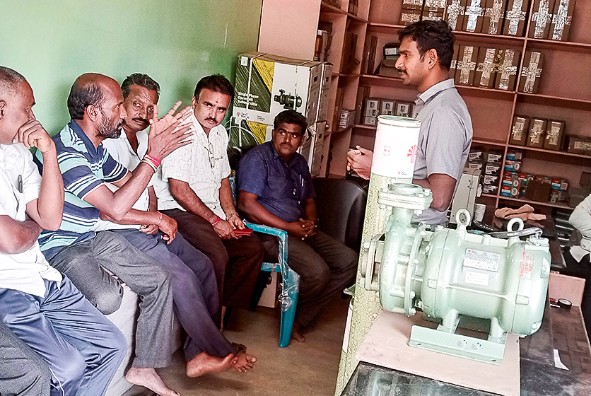 Taro Pumps sales manager conducting mechanics meet