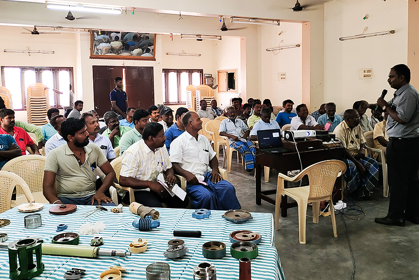 Taro Pumps manager conducting mechanics meet