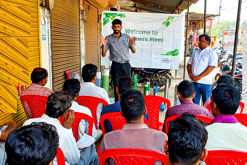 Taro Pumps manager conducting customers meet