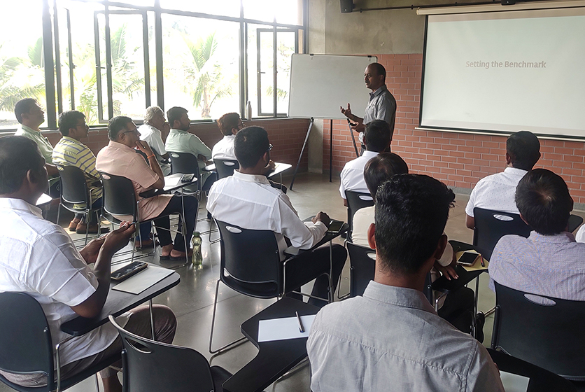 Taro Pumps manager conducting dealer training