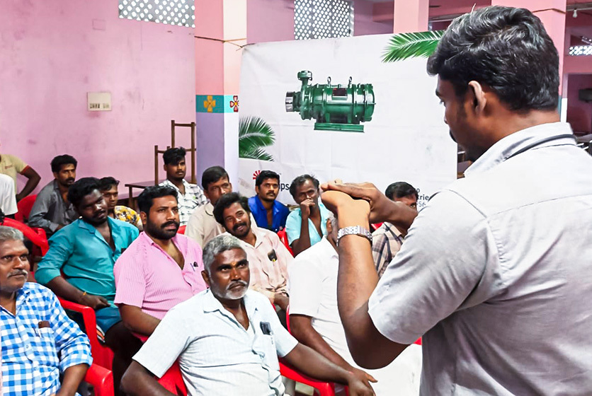 Taro Pumps manager conducting mechanics meet