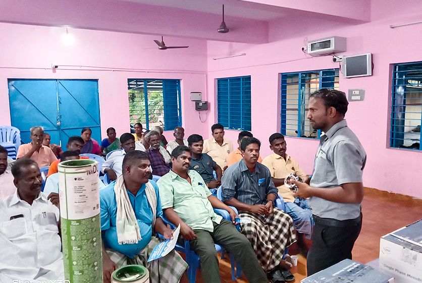 Taro Pumps manager conducting customers meet