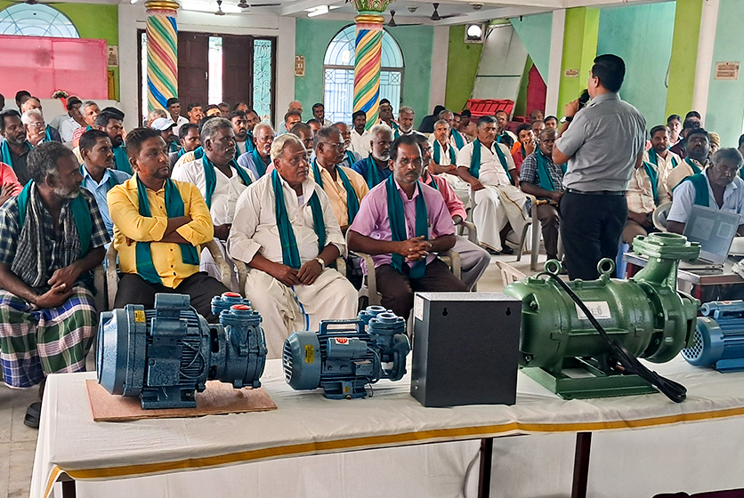 Taro Pumps manager conducting mechanics meet