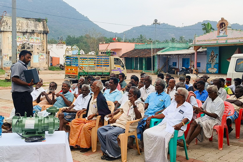 Taro Pumps manager conducting customers meet